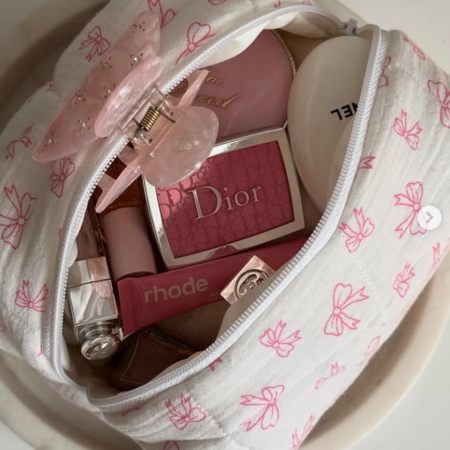 Makeup bag