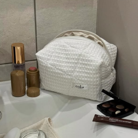 Makeup bag